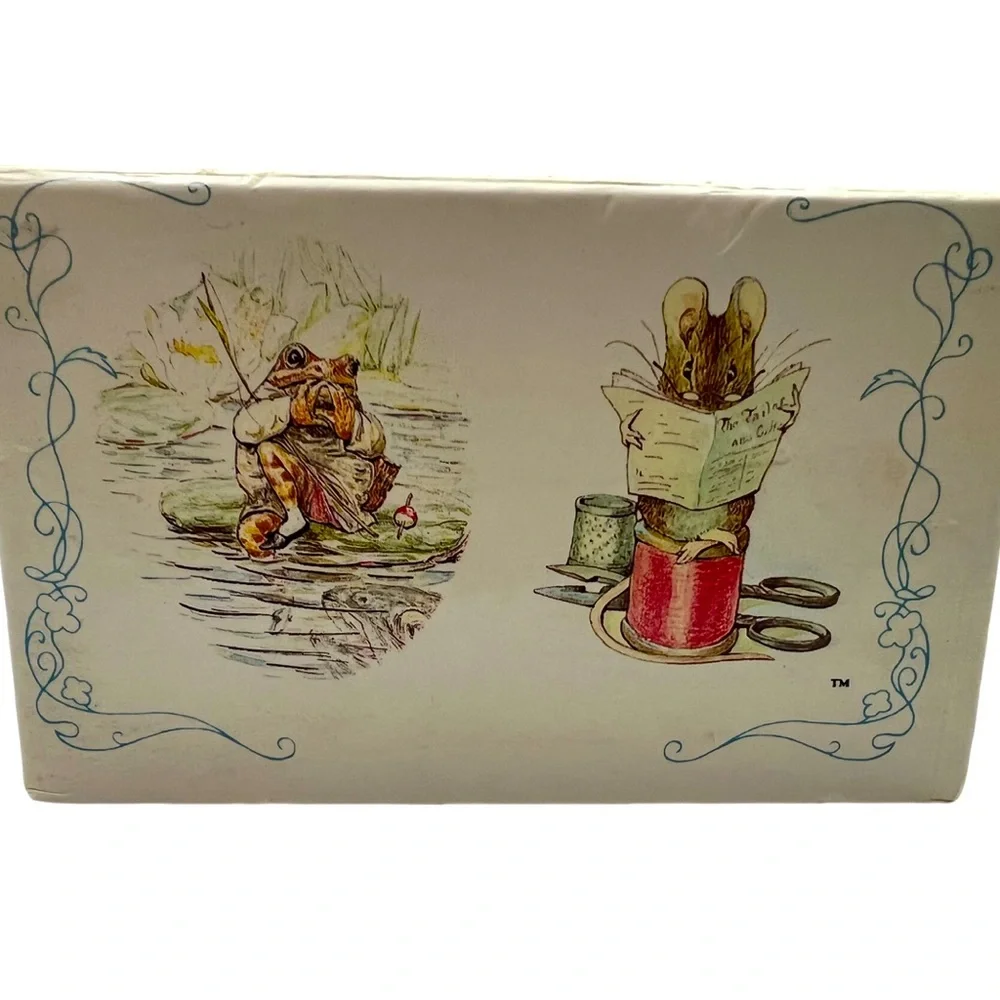 The Miniature World of Peter Rabbit 12-Copy Miniature Boxed Collection - Picture 8 of 16